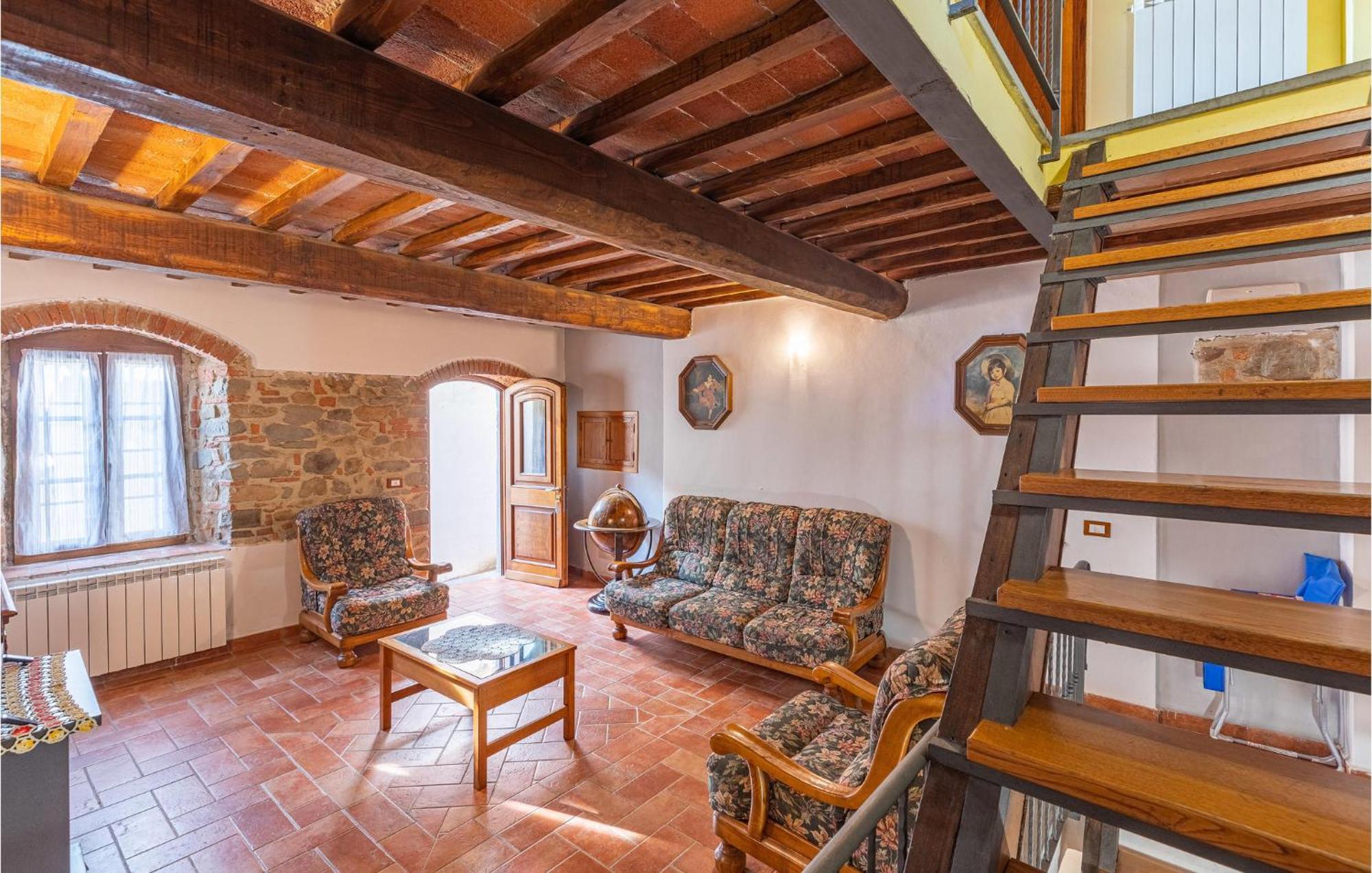 Awesome Home In Marliana With Kitchenette Buitenkant foto