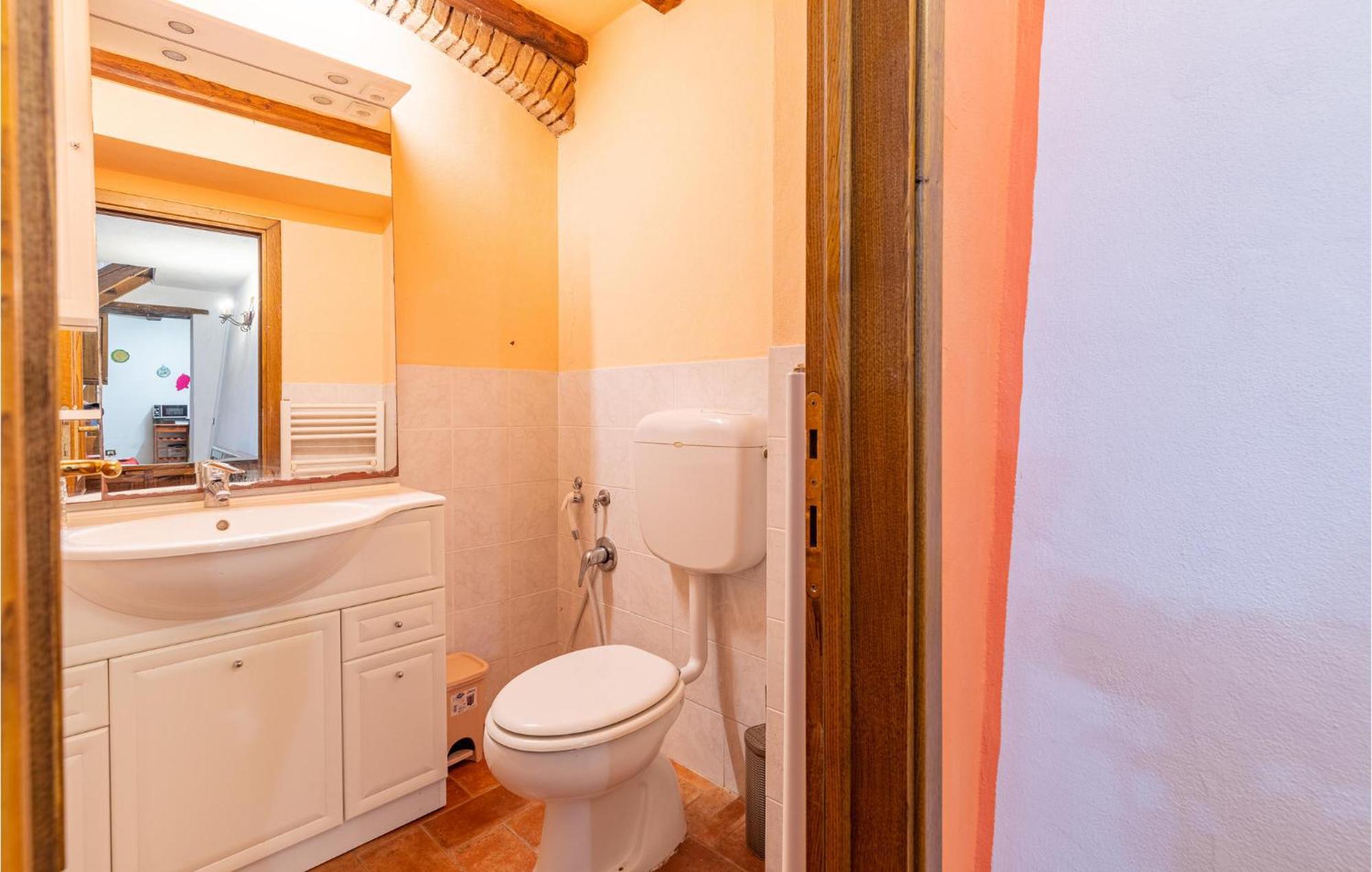 Awesome Home In Marliana With Kitchenette Buitenkant foto