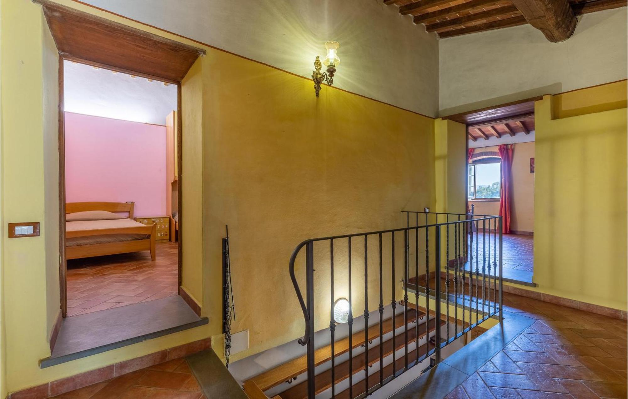 Awesome Home In Marliana With Kitchenette Buitenkant foto